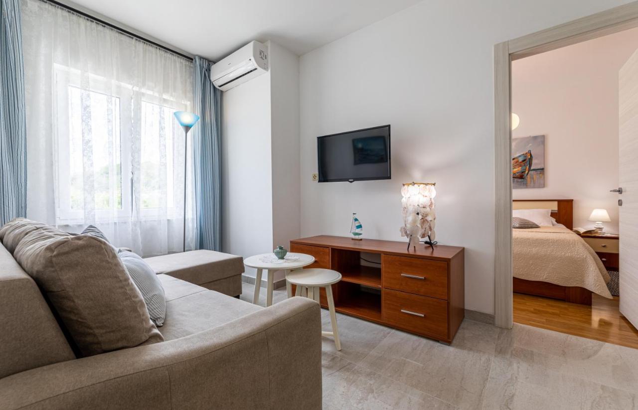 Apartments Maja And Sanja บัชกา ภายนอก รูปภาพ