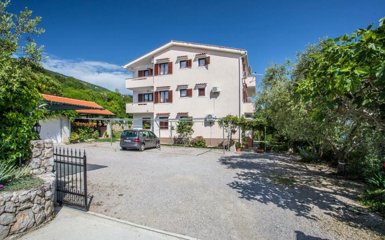 Apartments Maja And Sanja บัชกา ภายนอก รูปภาพ